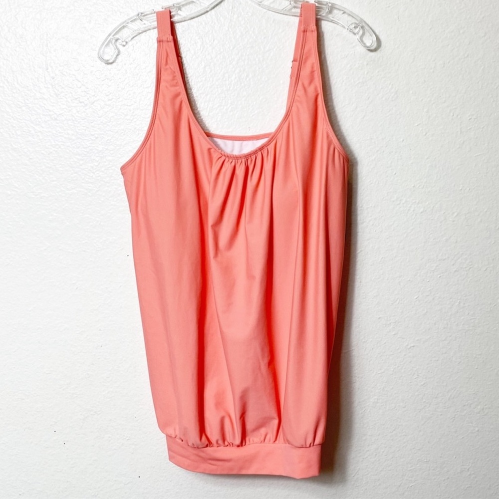 Nwot XL ranking top Peach lined adjustable never worn
